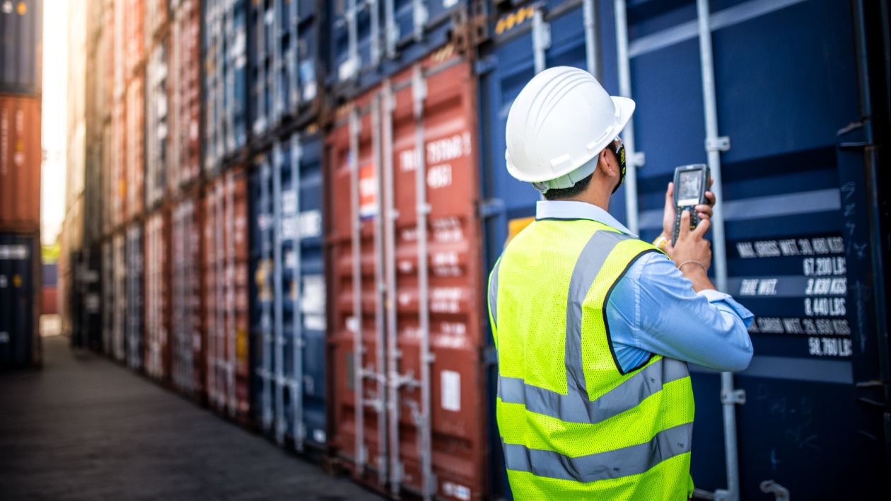 Moving Overseas Shipping Containers